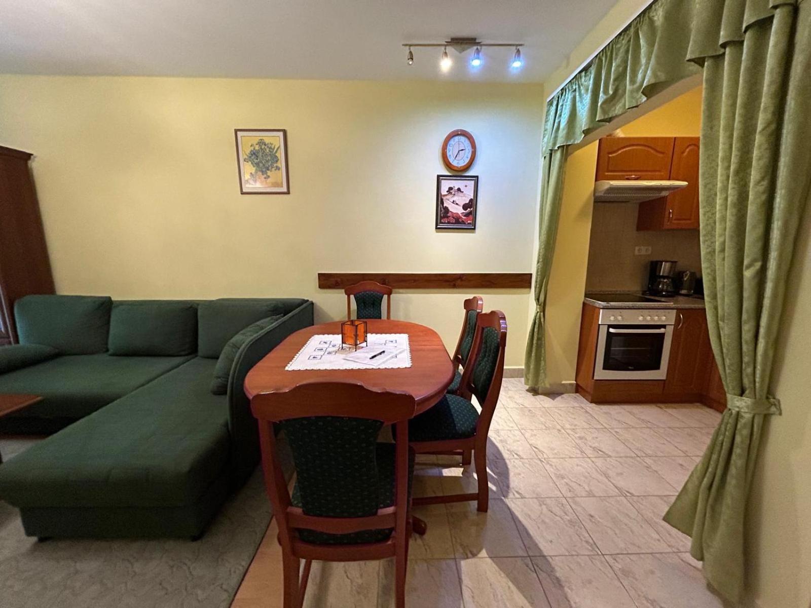 Rehab Apartment Vip Hévíz Eksteriør billede